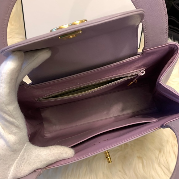 ❌SOLD❌CHANEL vintage lavender purple leather top handle Kelly bag - Picture 10 of 10